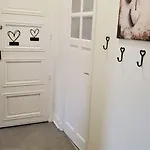 T2 Spacieux Idealement Situe - 2 Lejlighed