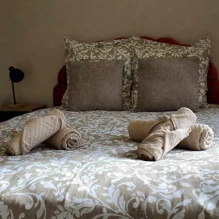 Charmant T2 Spacieux Idealement Situe - 2 Chambres *