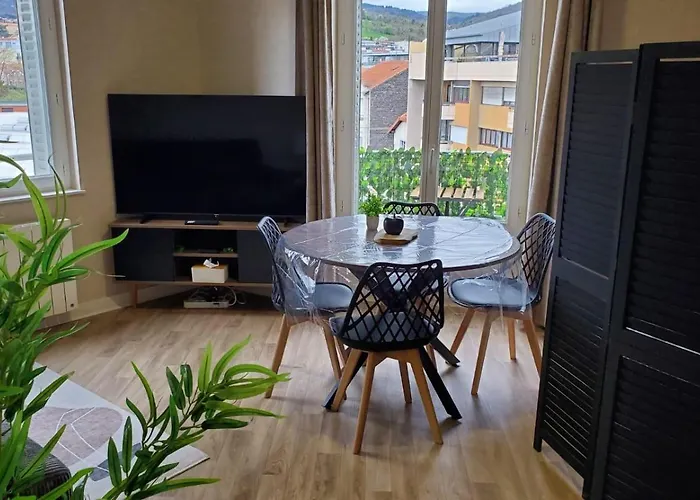 Charmant T2 Spacieux Idealement Situe - 2 Chambres Апартаменты Клермон-Ферран