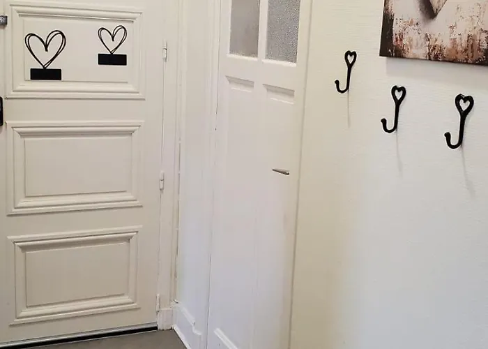 Charmant T2 Spacieux Idealement Situe - 2 Chambres Апартаменты